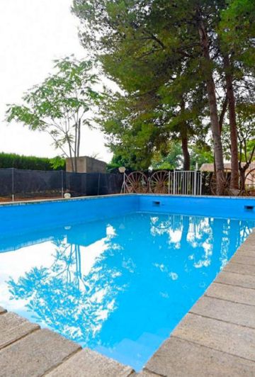 Image No.2-12 Bed Country House for sale