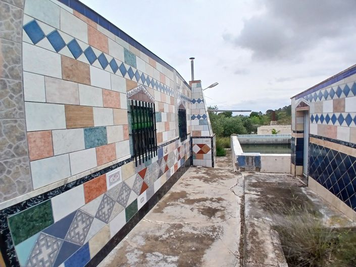 Image No.25-5 Bed Country House for sale