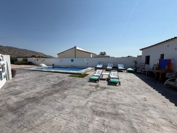 w2r4jkcxqhrzvjdnvrvjm