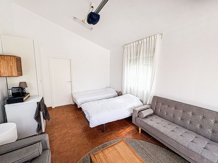 Image No.46-5 Bed Villa for sale