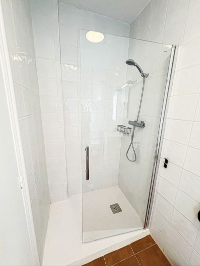 Image No.47-5 Bed Villa for sale