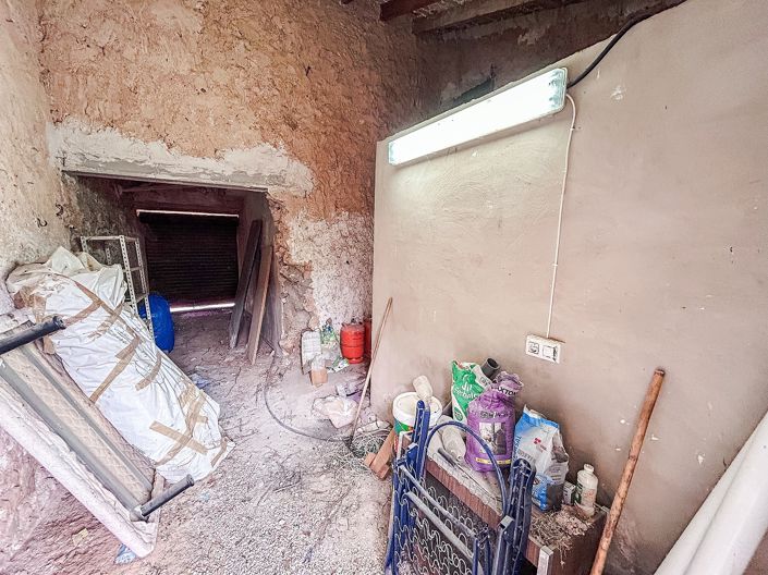 Image No.23-2 Bed Townhouse for sale