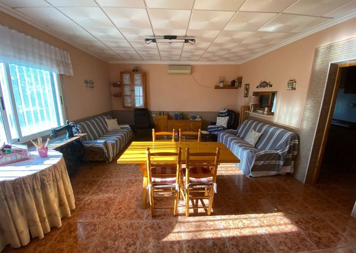 Image No.28-5 Bed Villa for sale