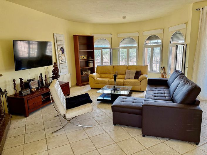 Image No.7-3 Bed Villa for sale