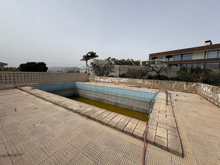 Image No.6-4 Bed Country House for sale