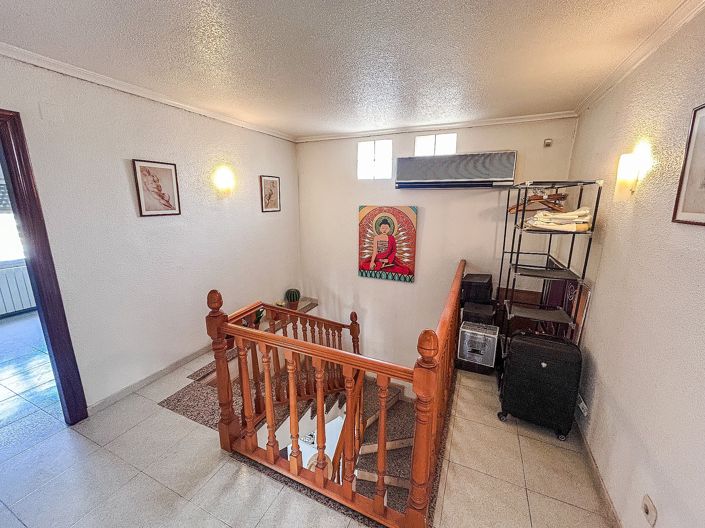 Image No.21-4 Bed Country House for sale