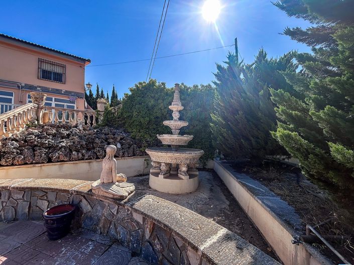 Image No.4-4 Bed Country House for sale