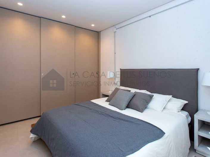 Image No.18-3 Bed Villa for sale