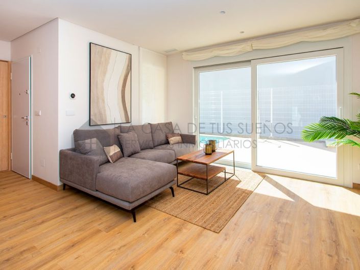 Image No.4-3 Bed Villa for sale