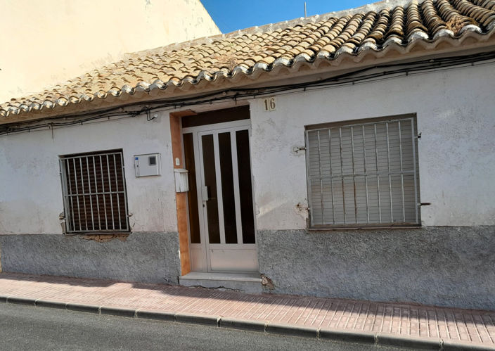 Image No.2-3 Bed Townhouse for sale