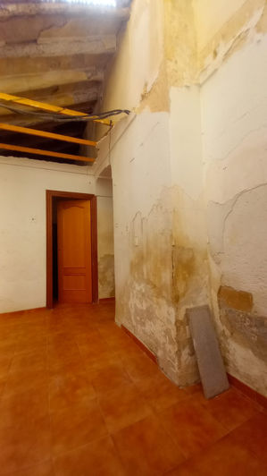 Image No.25-3 Bed Townhouse for sale