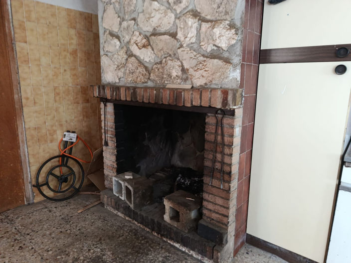 Image No.13-8 Bed Country House for sale