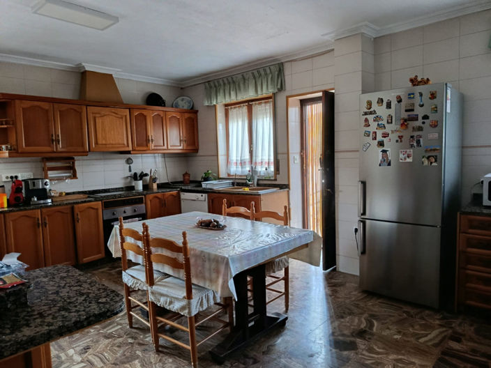 Image No.22-8 Bed Country House for sale