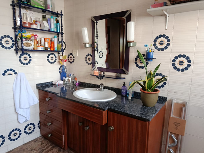 Image No.33-8 Bed Country House for sale