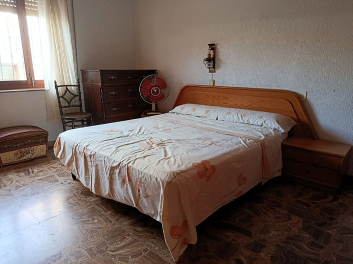 Image No.34-8 Bed Country House for sale