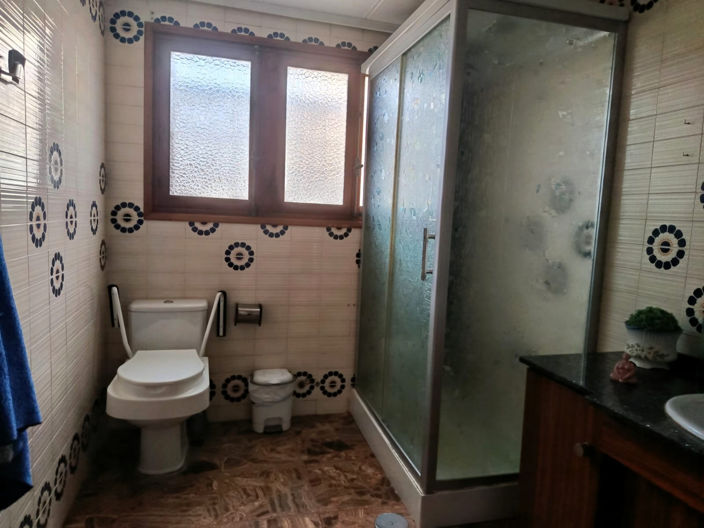 Image No.36-8 Bed Country House for sale