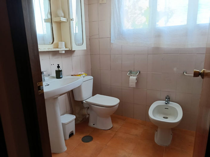 Image No.48-8 Bed Country House for sale