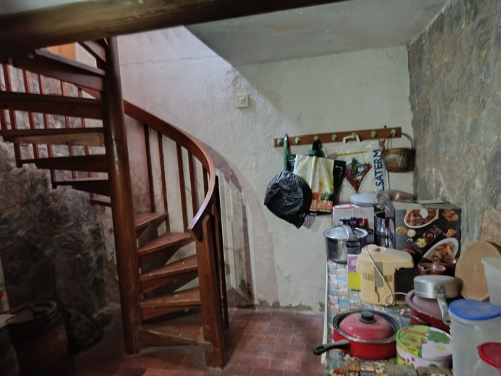 Image No.9-8 Bed Country House for sale