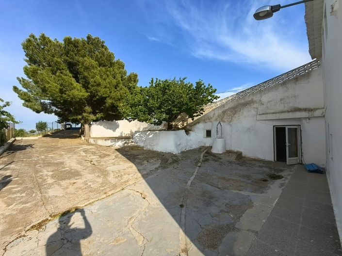 Image No.22-5 Bed House for sale