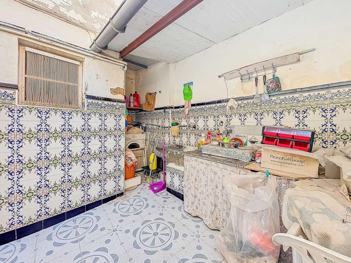 Image No.26-3 Bed Townhouse for sale