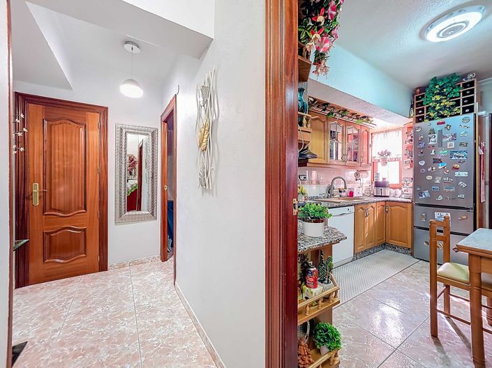 Image No.15-4 Bed Apartment for sale