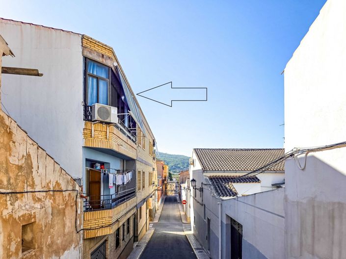 Image No.3-4 Bed Apartment for sale