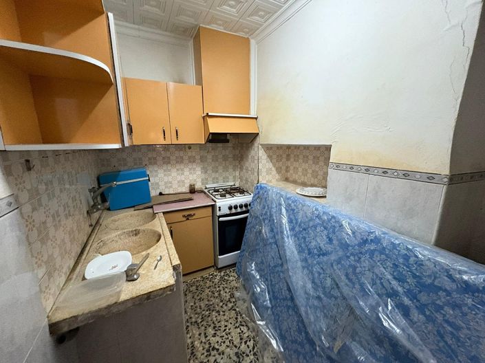 Image No.16-5 Bed Townhouse for sale