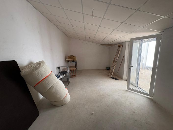 Image No.3-5 Bed Townhouse for sale