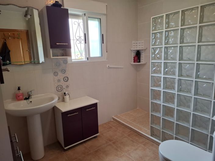 Image No.25-4 Bed Villa for sale