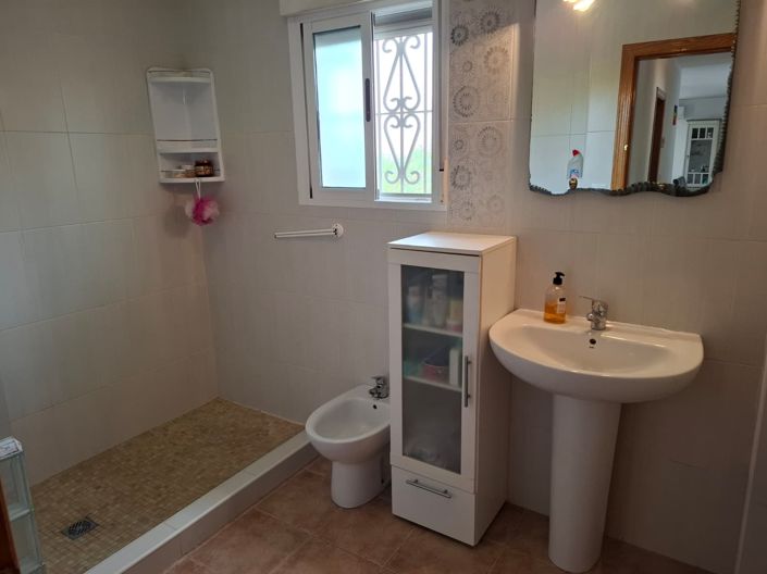 Image No.30-4 Bed Villa for sale