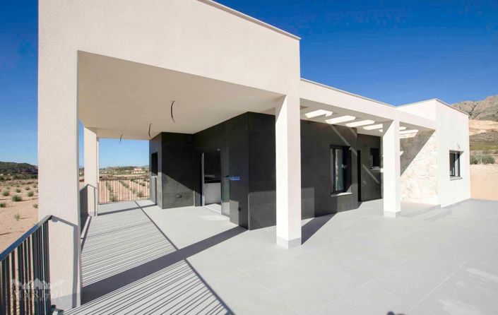 Image No.1-3 Bed Villa for sale