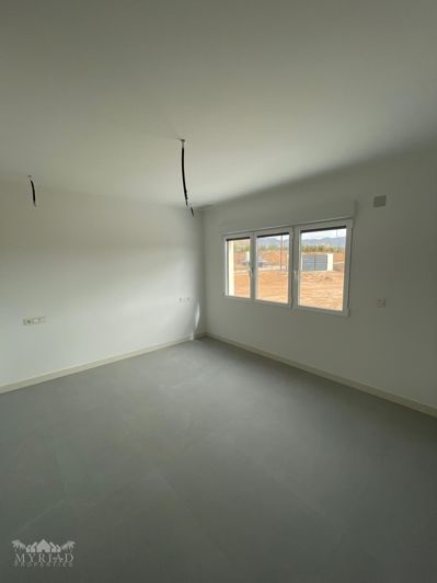 Image No.24-3 Bed Villa for sale