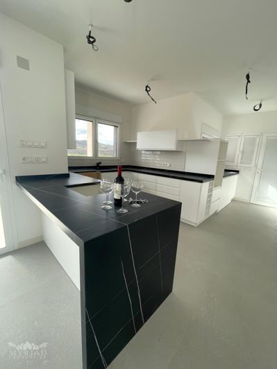 Image No.8-3 Bed Villa for sale