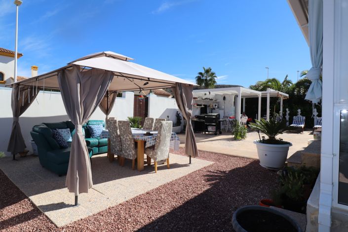 Image No.18-2 Bed Villa for sale