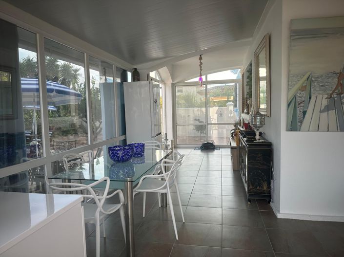 Image No.38-2 Bed Villa for sale