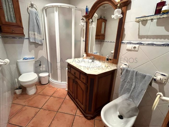 Image No.31-5 Bed Townhouse for sale