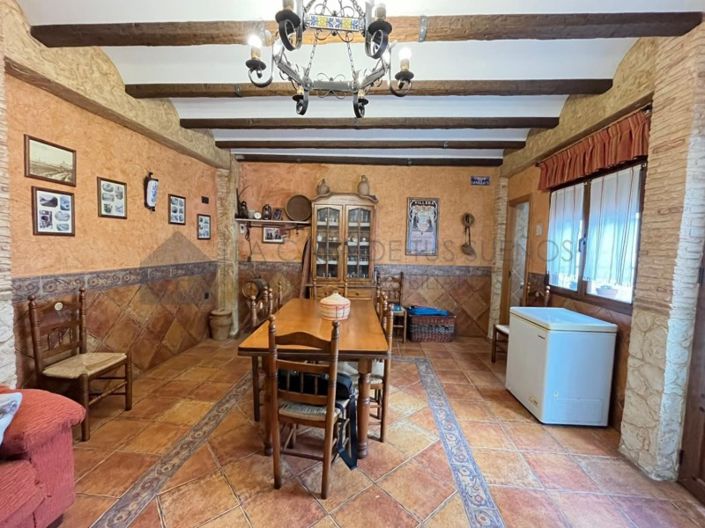 Image No.6-5 Bed Townhouse for sale