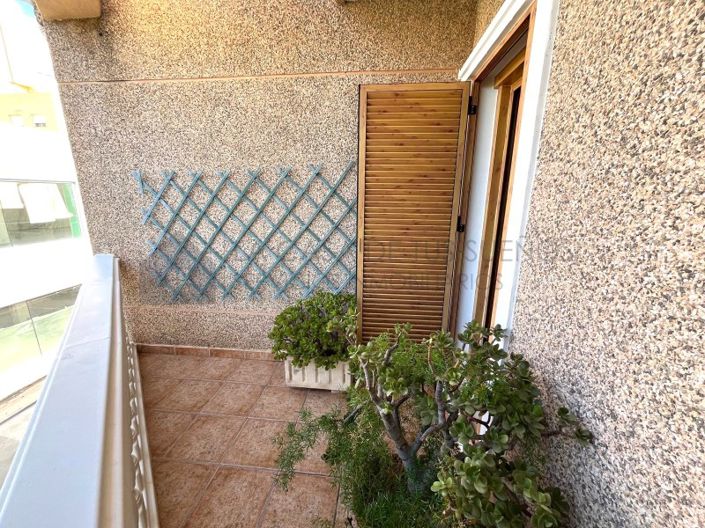 Image No.30-4 Bed Townhouse for sale