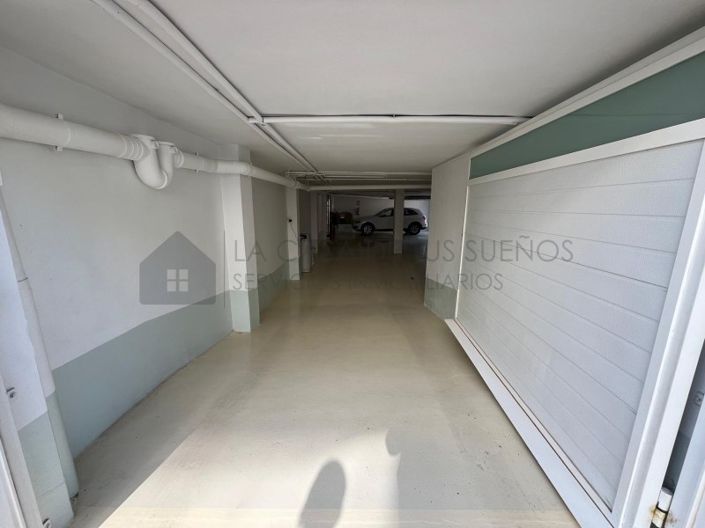 Image No.39-4 Bed Townhouse for sale