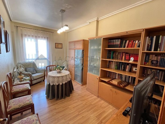 Image No.7-4 Bed Townhouse for sale