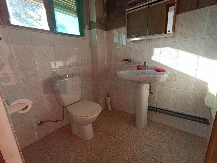 Image No.14-2 Bed Country House for sale