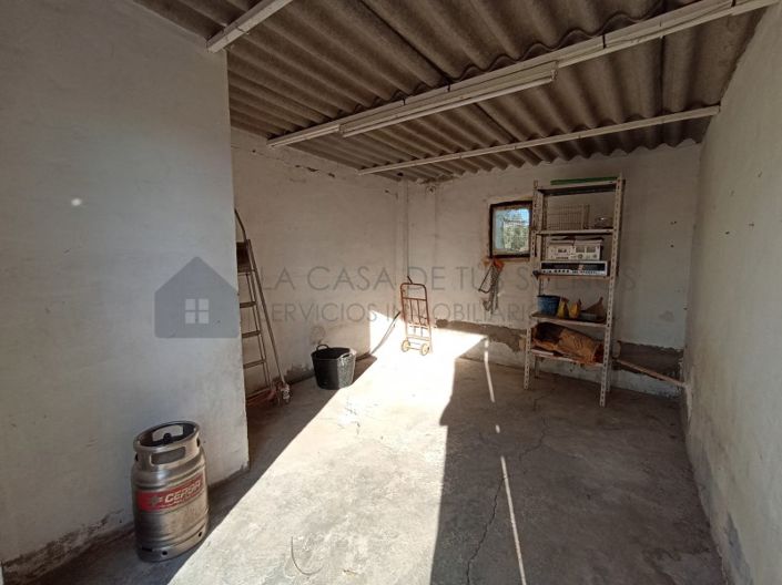 Image No.18-2 Bed Country House for sale