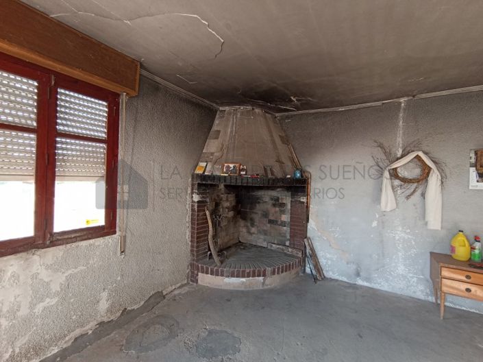 Image No.25-2 Bed Country House for sale