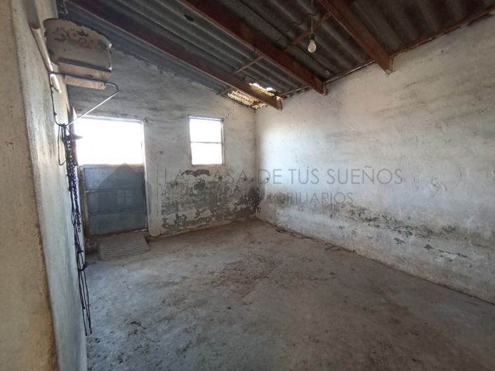 Image No.32-2 Bed Country House for sale