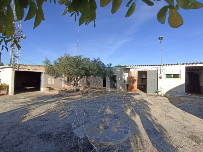 Image No.36-2 Bed Country House for sale