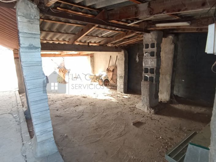 Image No.42-2 Bed Country House for sale