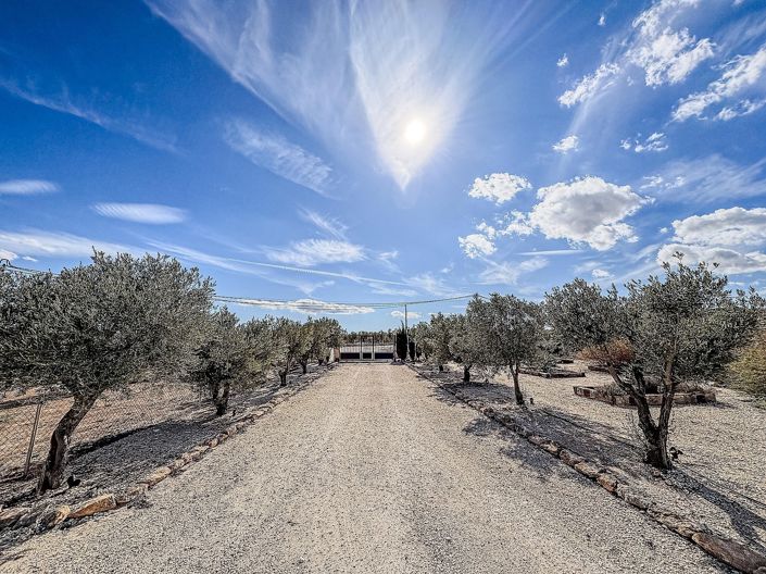 Image No.20-4 Bed Villa for sale