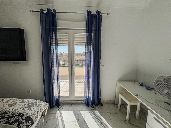 Image No.22-4 Bed Villa for sale