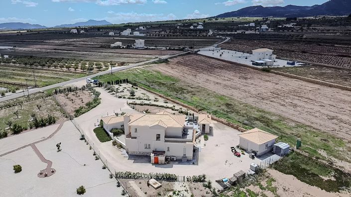 Image No.45-4 Bed Villa for sale