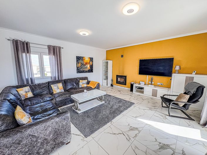 Image No.7-4 Bed Villa for sale